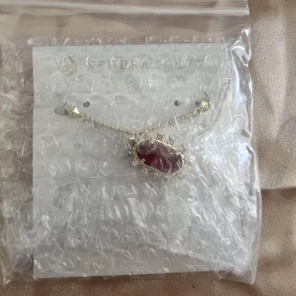 Kendra Scott necklace - Picture 5 of 5